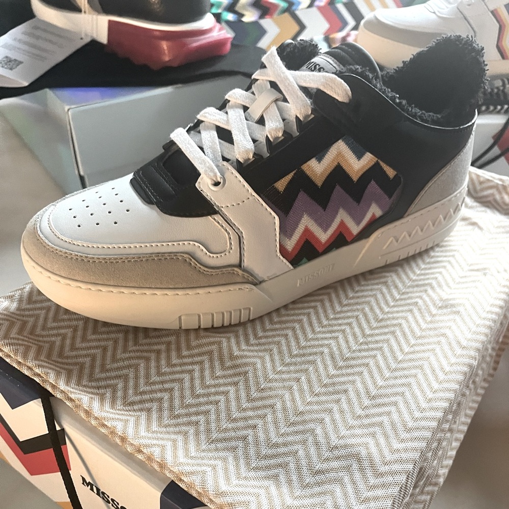 The missoni basket low top sneaker in black and white size 41/8 in men’s.